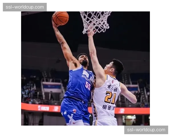 广厦客场不敌上海，季后赛首轮将面对强大挑战